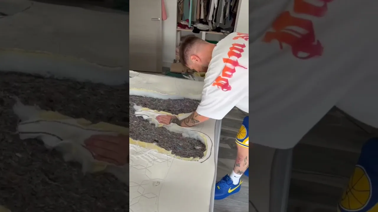 Видео на YouTube